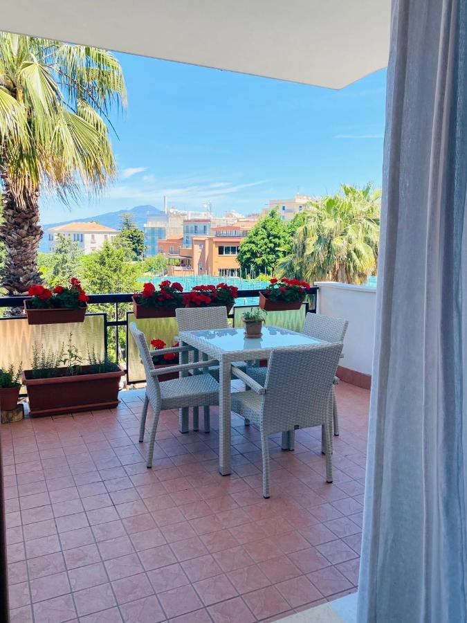 Viva Apartment Сорренто Екстер'єр фото